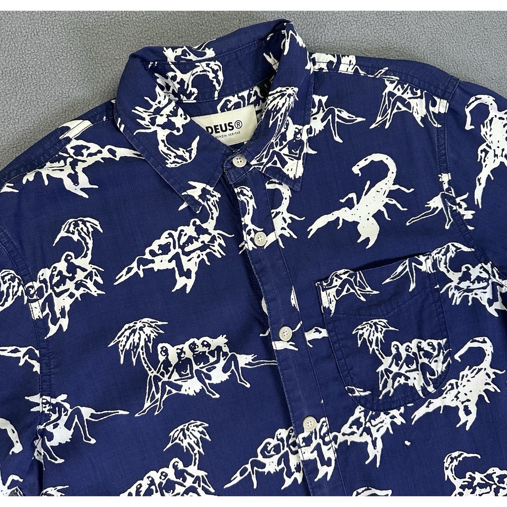 DEUS Ex Machina Shirt Small Blue Hawaiian Scorpion Beach Surfer Resort Viscose